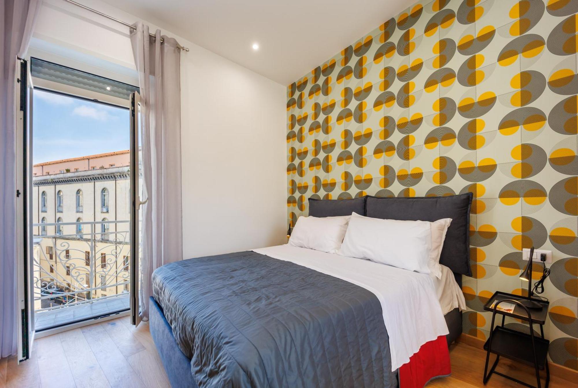 House In Decumani Yellow By Houseinnaples Napoli